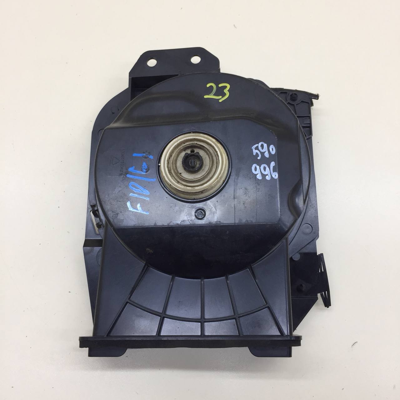 Динамик BMW 3-series F30/F31 2011>