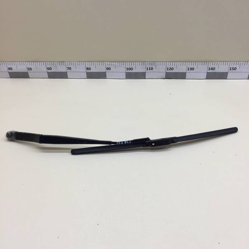 Поводок стеклоочистителя передний левый Volkswagen Passat B7 2011-2015