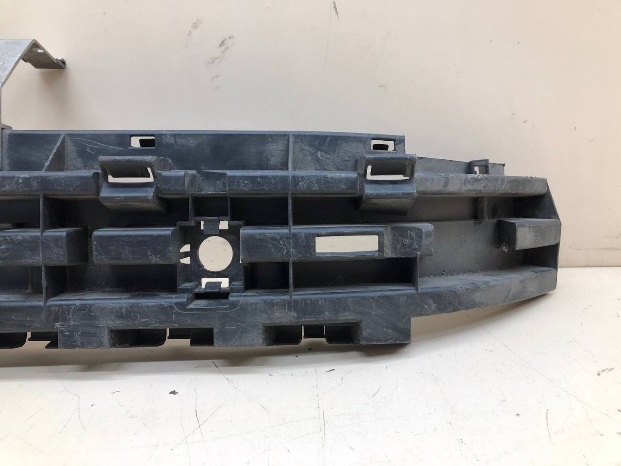 Усилитель заднего бампера Volvo XC90 2002-2015