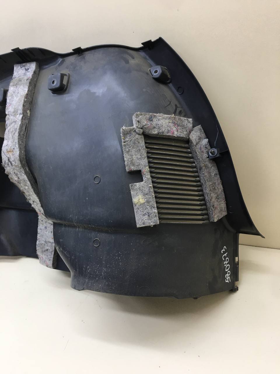 Обшивка багажника Suzuki Liana 2001-2007