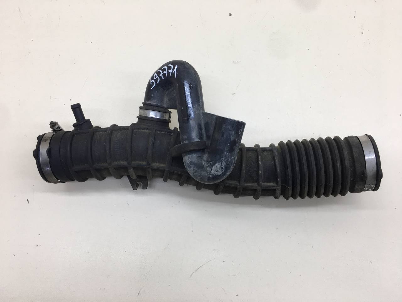 Патрубок воздушного фильтра Renault Megane (3) 2009-2016