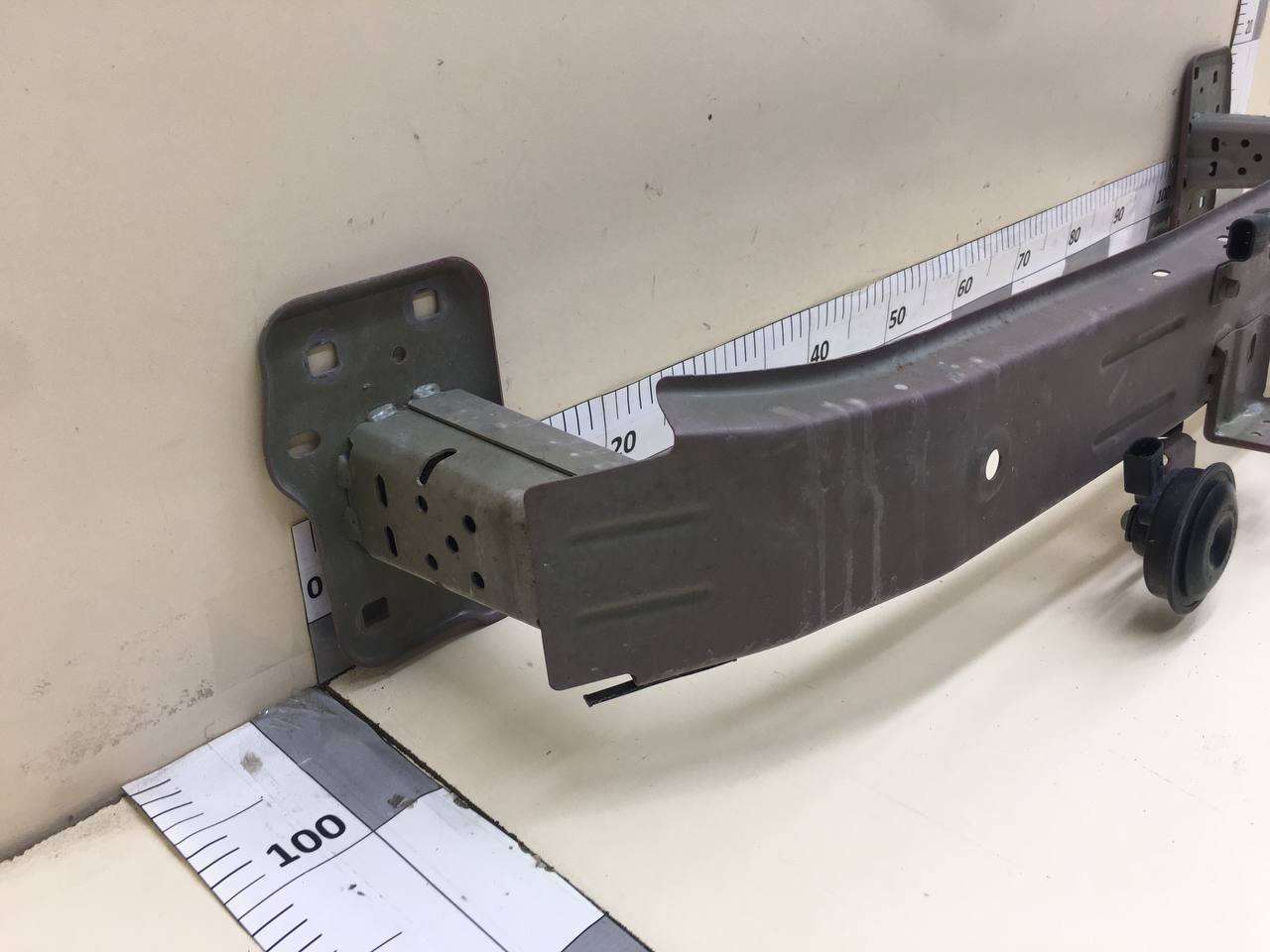 Усилитель переднего бампера Haval Haval F7x 2018>