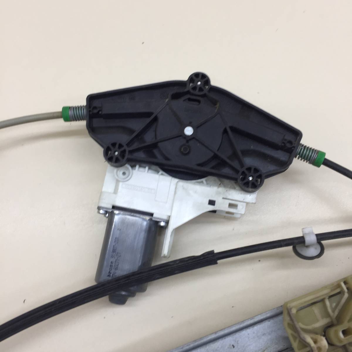 Стеклоподъемник электр. передний правый Audi Q5 (8R) 2008-2017