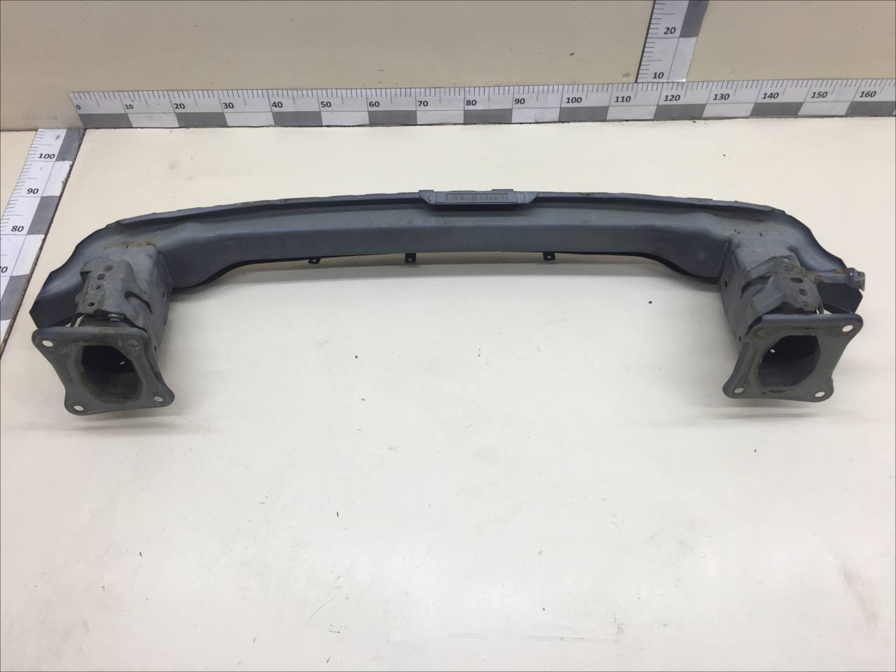 Усилитель переднего бампера Ford Kuga (CBS) 2012>