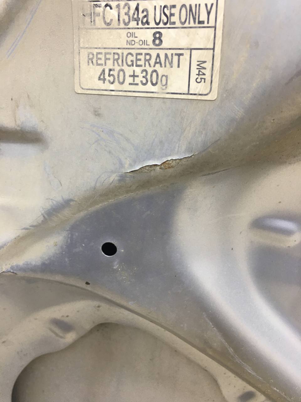 Капот Toyota Corolla E120 2001-2007