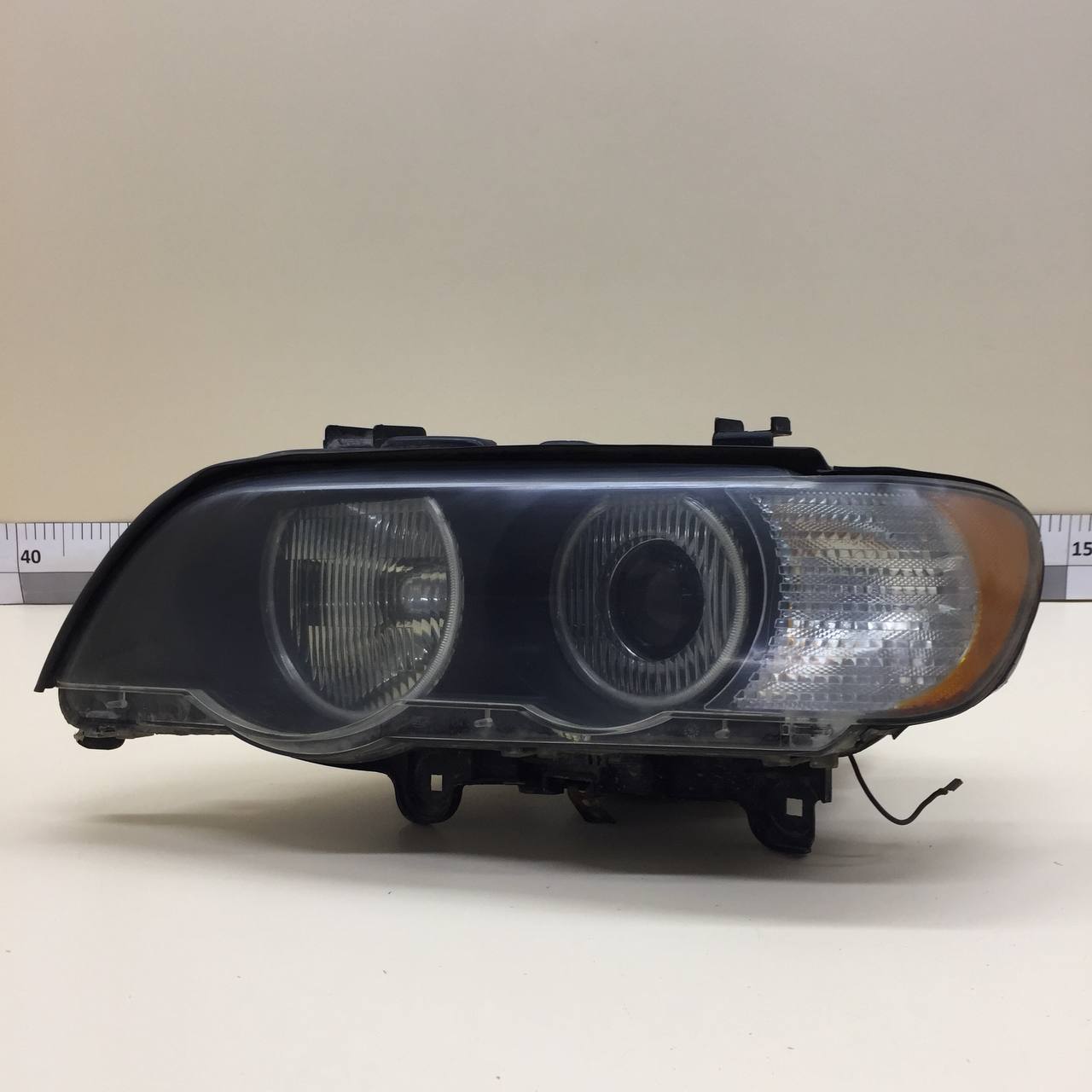 Фара левая BMW X5 E53 2000-2007
