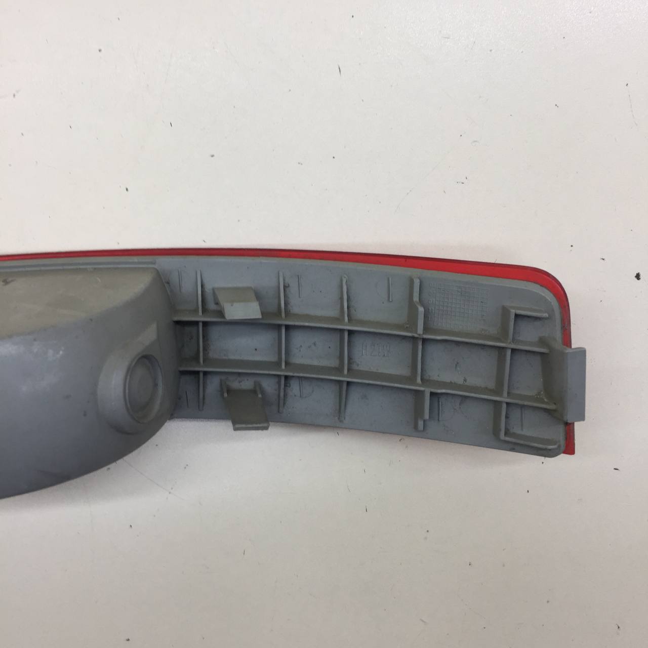 Фонарь задний в бампер левый Volvo XC90 2002-2015