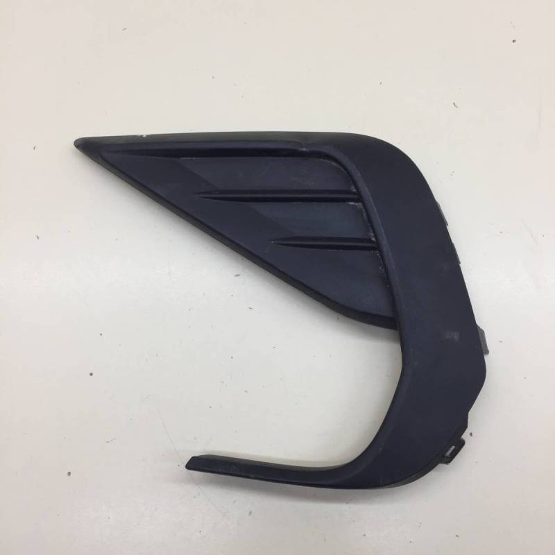 Накладка переднего бампера левая Volkswagen Tiguan 2017>