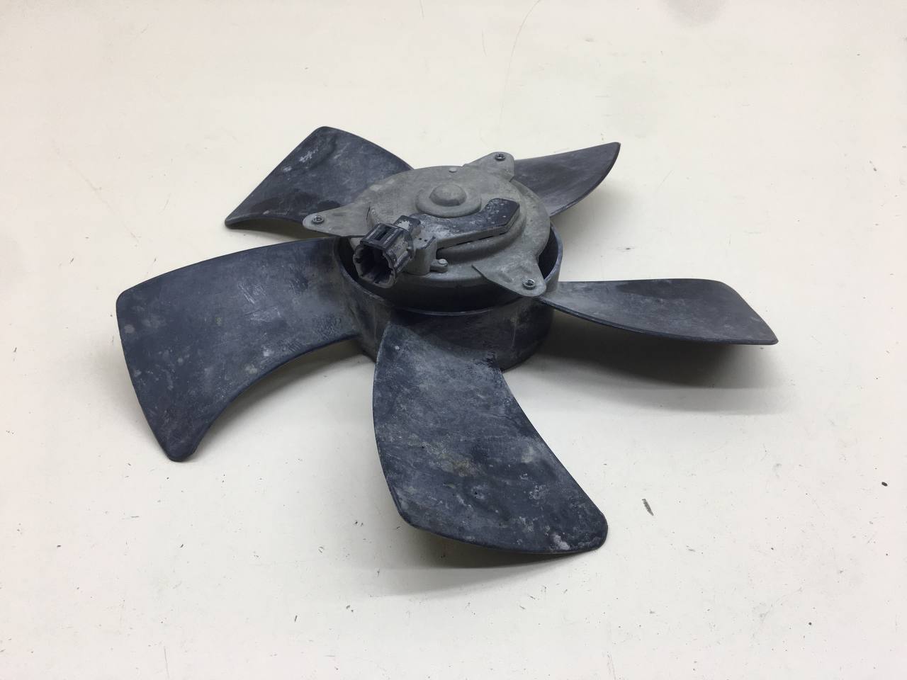 Вентилятор радиатора Mitsubishi Lancer X (CX, CY)  2007>