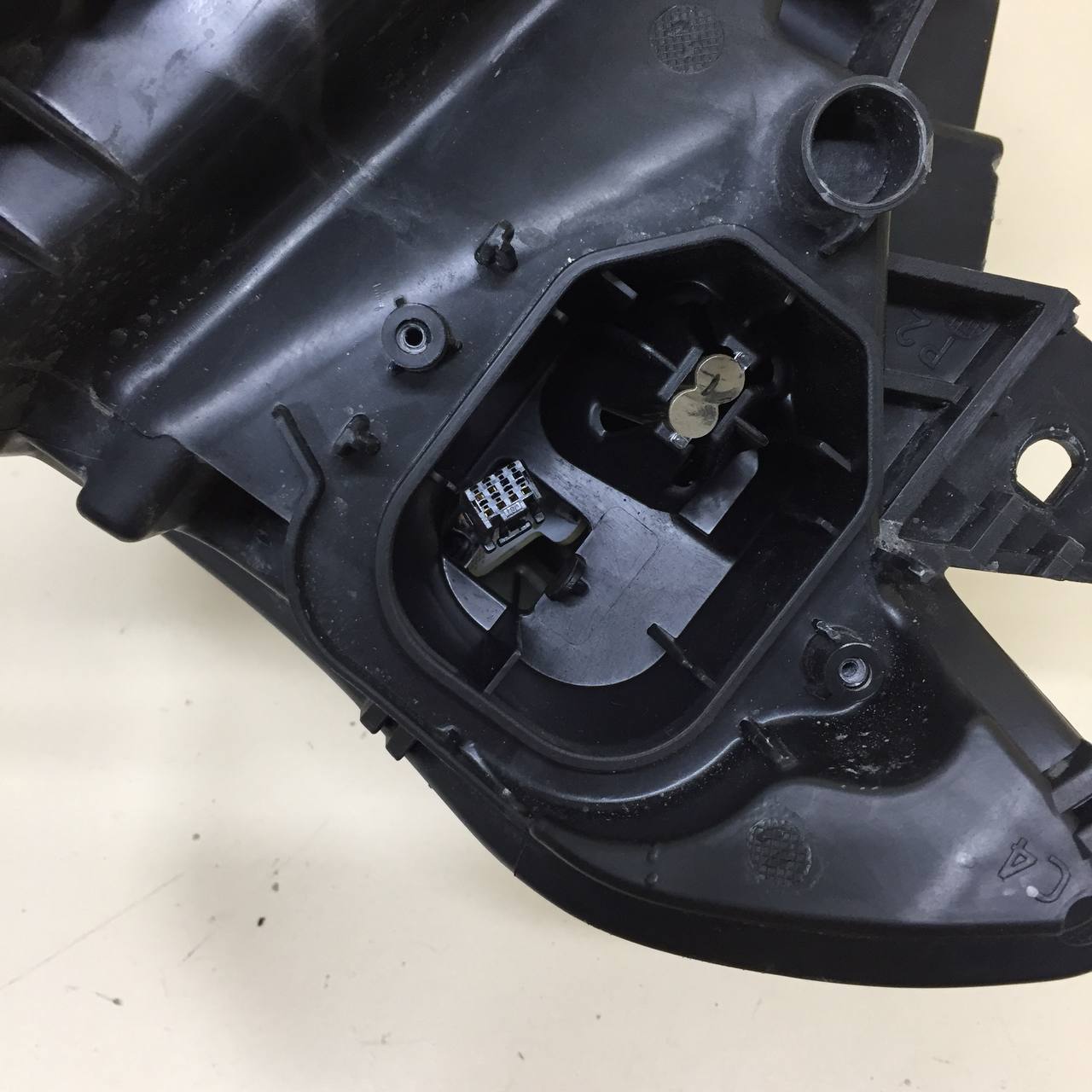 Фара левая Volvo XC90 2015>