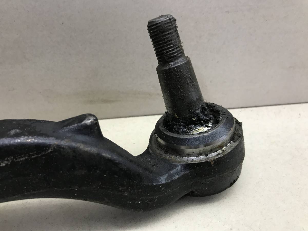 Рычаг передний правый Mitsubishi Diamante 2 (F3, F4) 1994-2005г