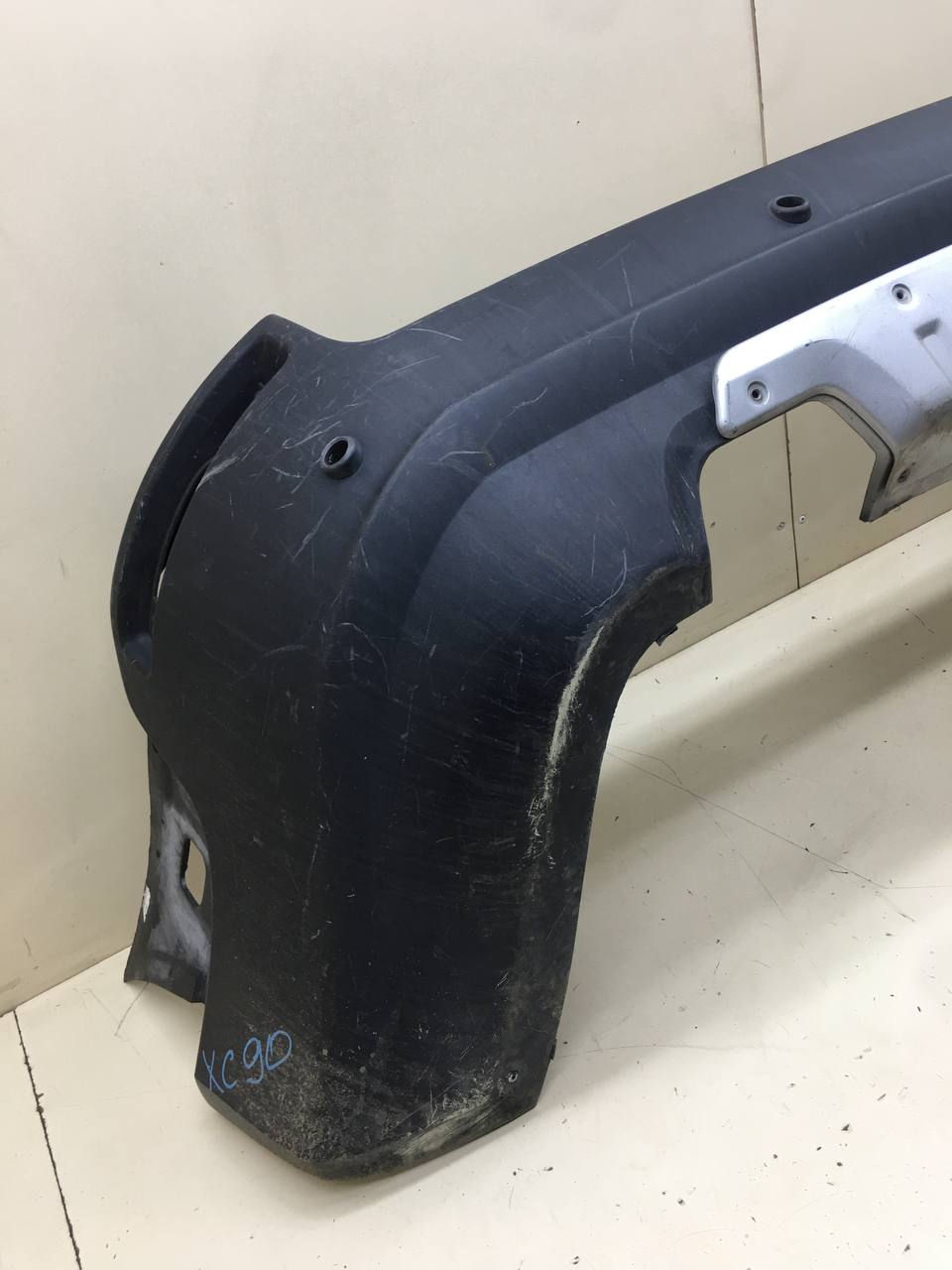 Бампер задний Volvo XC90 2002-2015