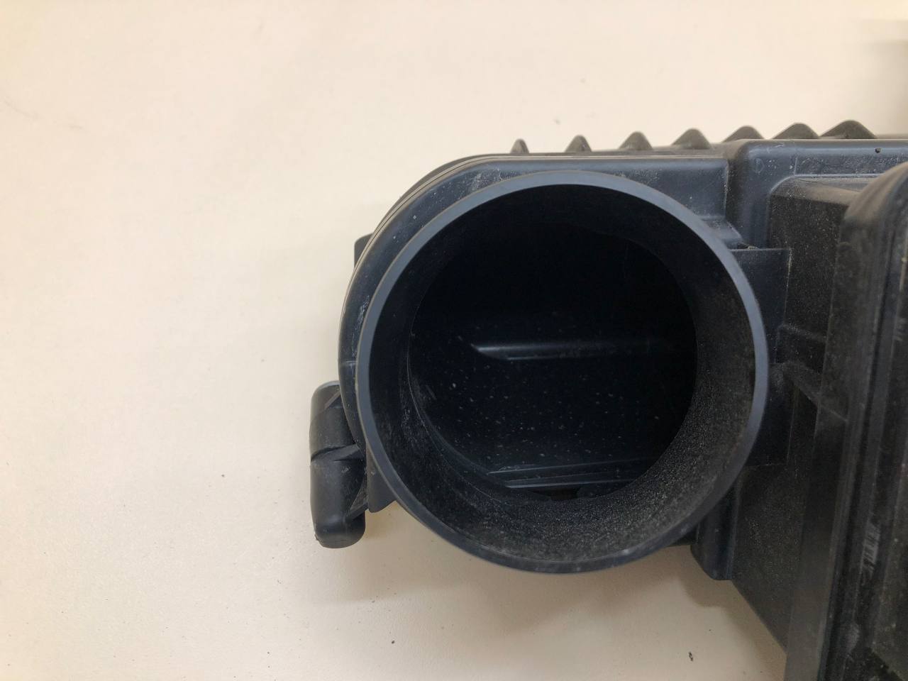 Корпус воздушного фильтра Peugeot 207 2006-2013