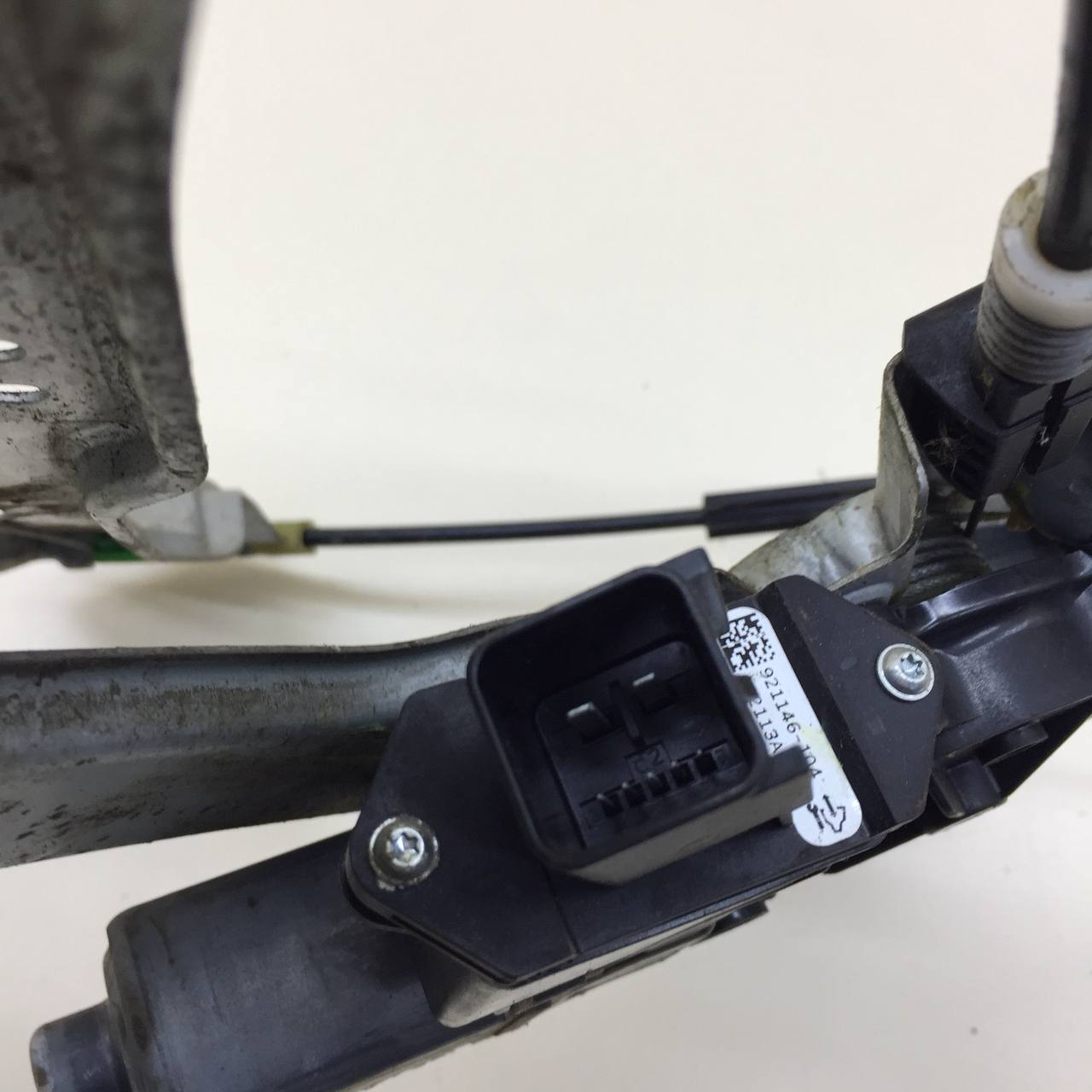 Стеклоподъемник электр. передний левый Geely Emgrand EC7 2008>