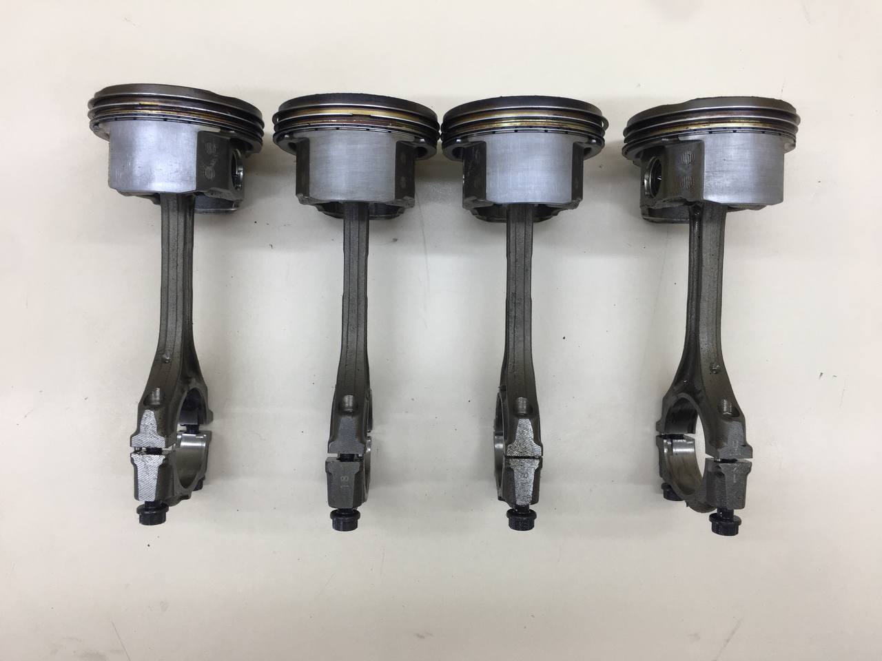 Поршень с шатуном Toyota Camry (XV30) 2001-2006