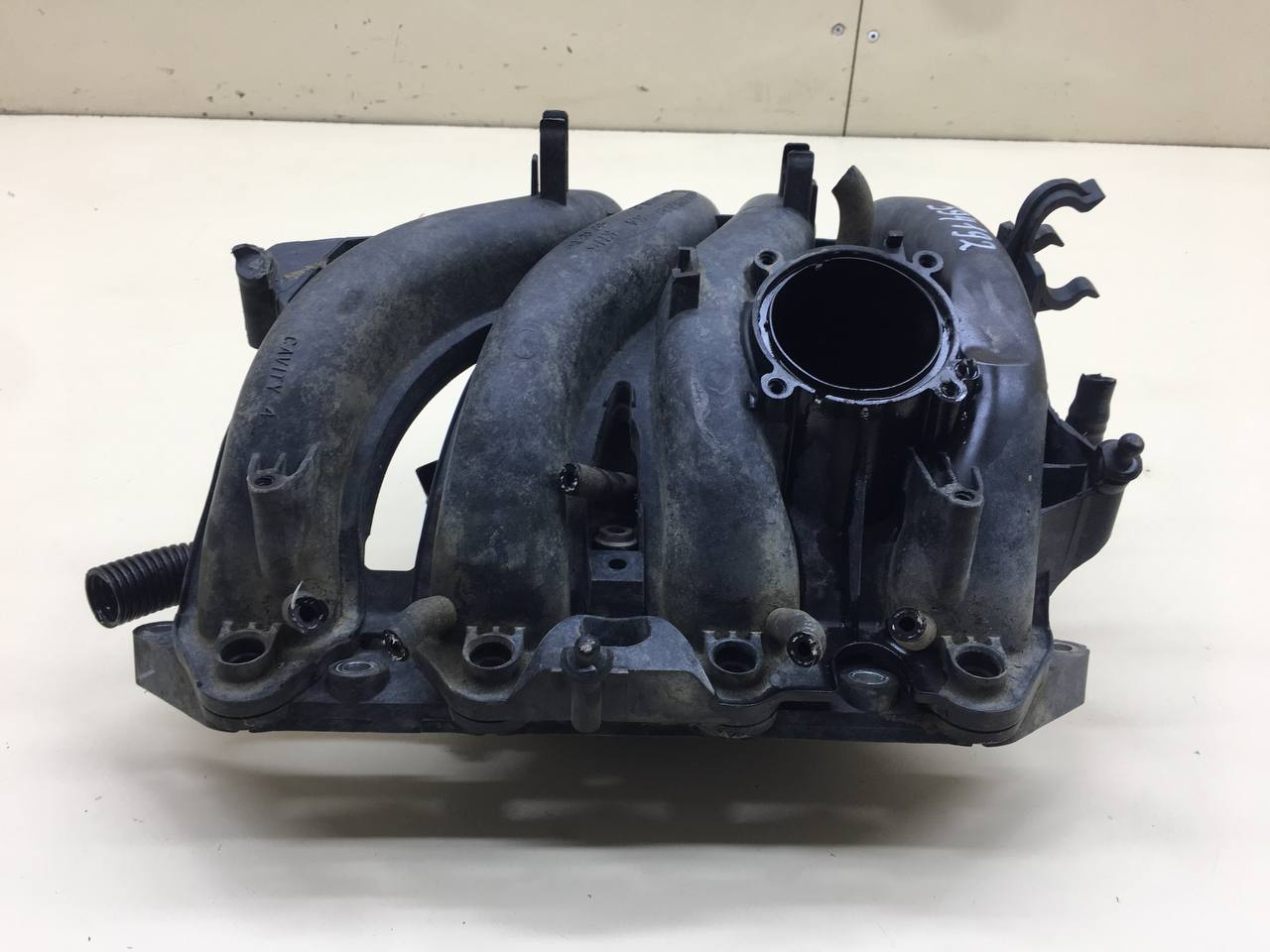 Коллектор впускной Skoda Rapid 2012-2020