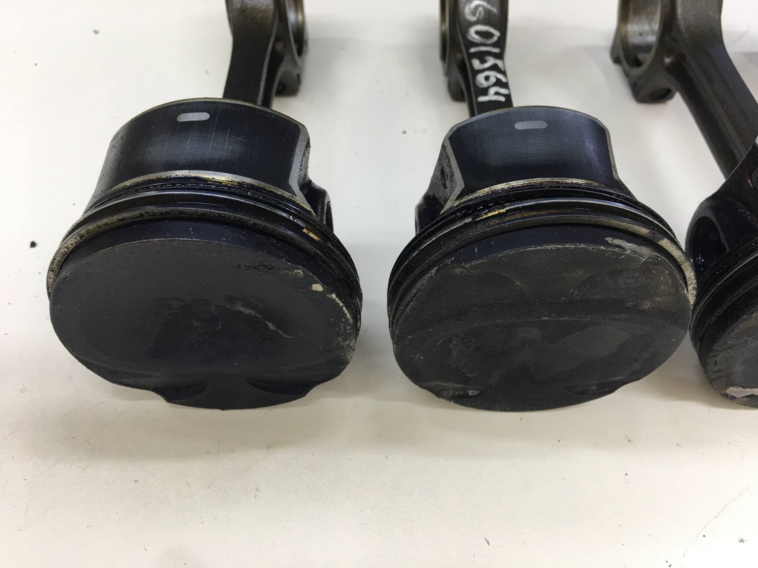 Поршень с шатуном Nissan Qashqai (J11) 2014>