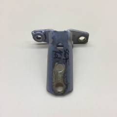 Петля двери задней левой нижняя Mitsubishi Pajero/Montero 3 (V6, V7) 2000-2006