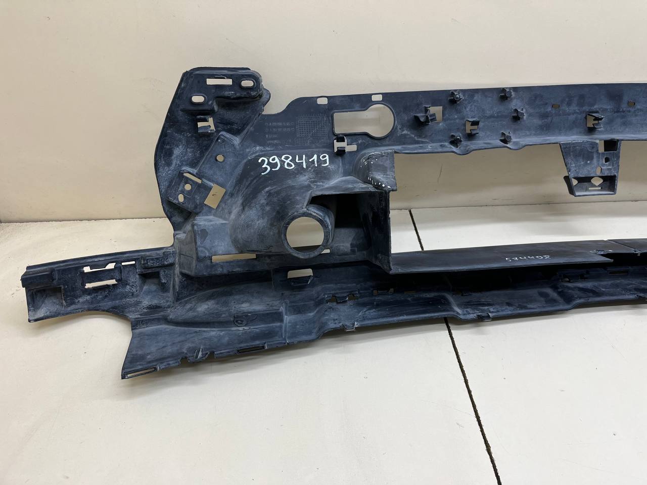 Кронштейн переднего бампера Mercedes-Benz GLE Coupe (C292)  2015-2019