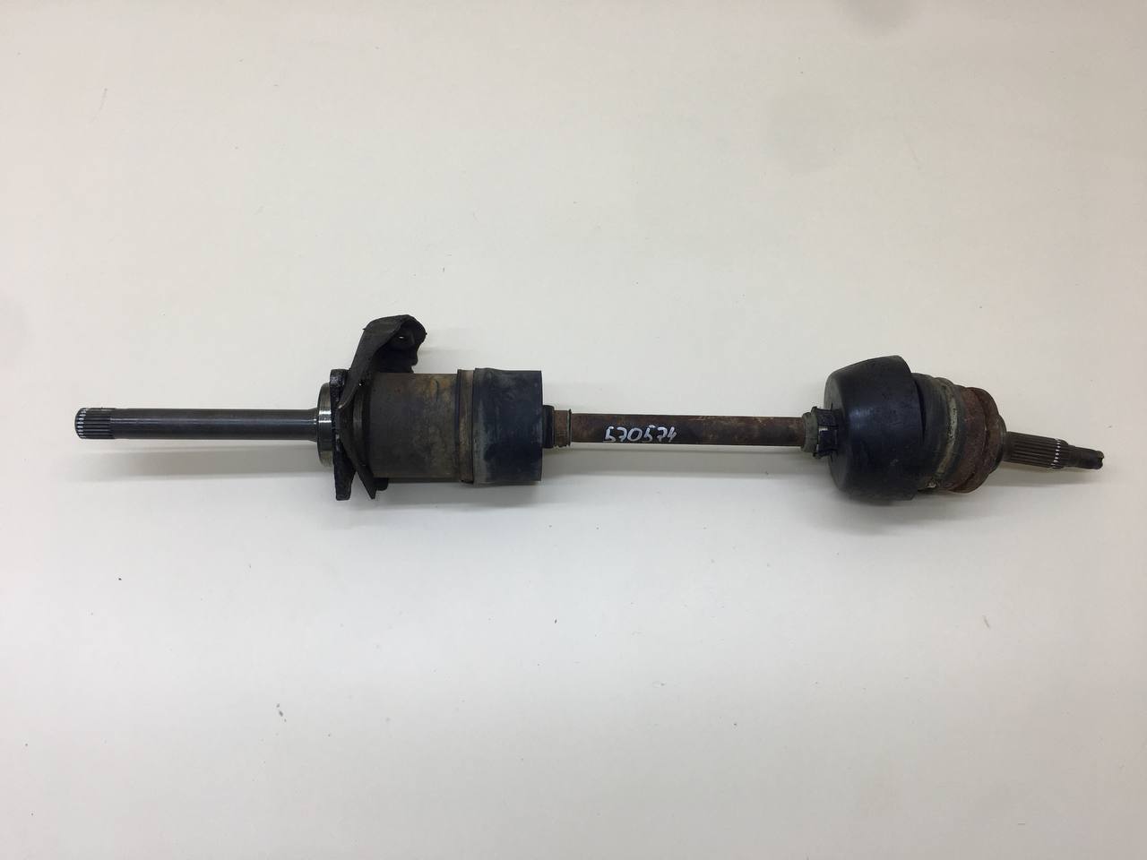 Полуось передняя правая Lada Niva 2131 1993>