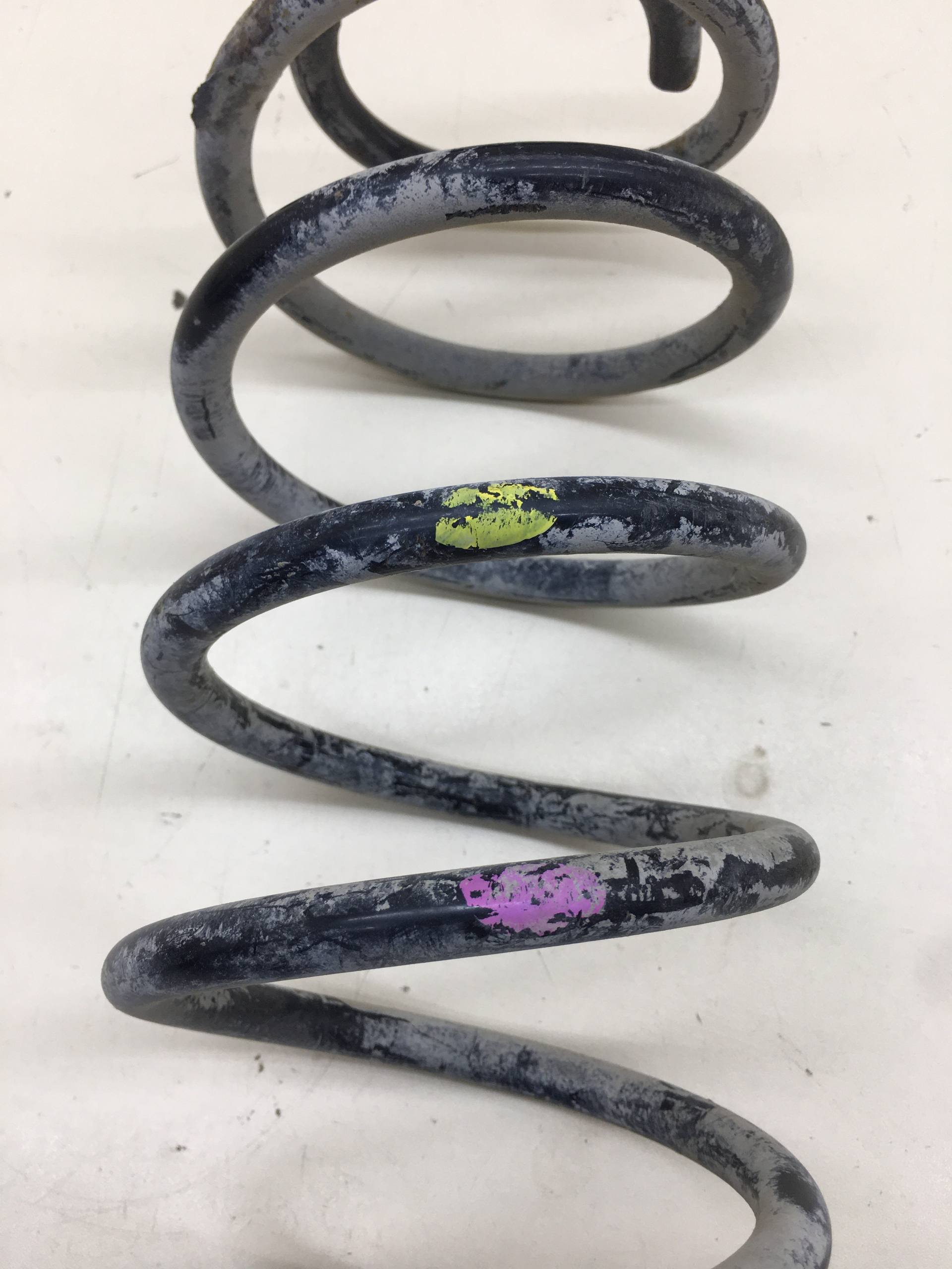 Пружина задняя Chevrolet Aveo T200 2003-2008