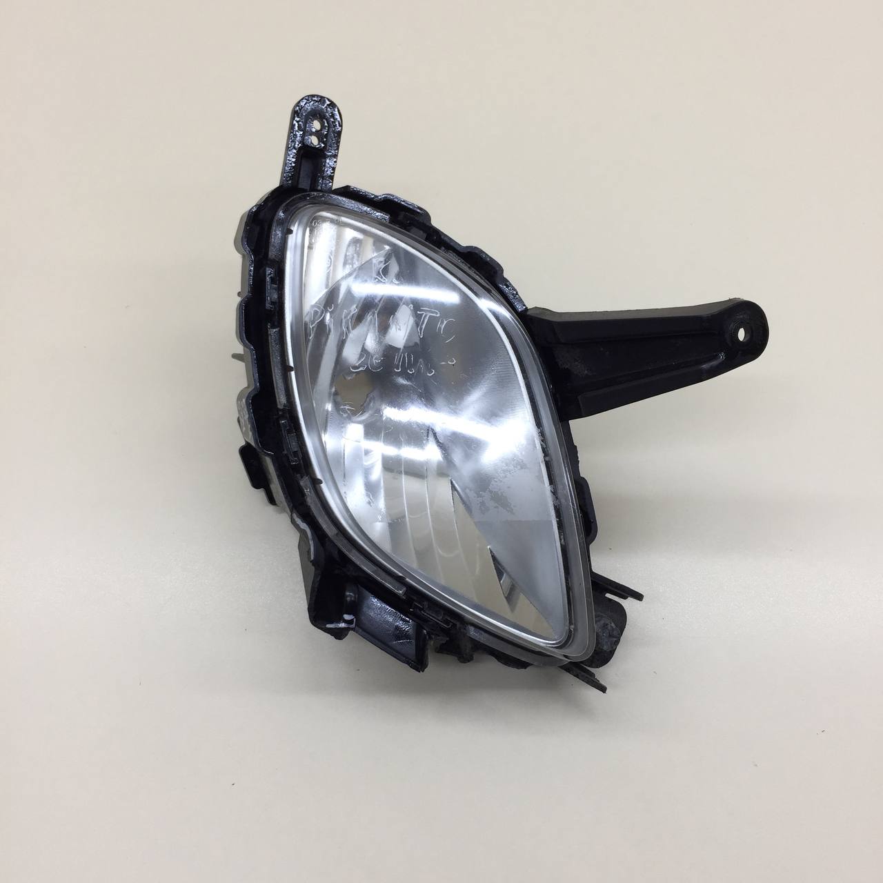 Фара противотуманная правая Kia Picanto (TA) 2011-2017
