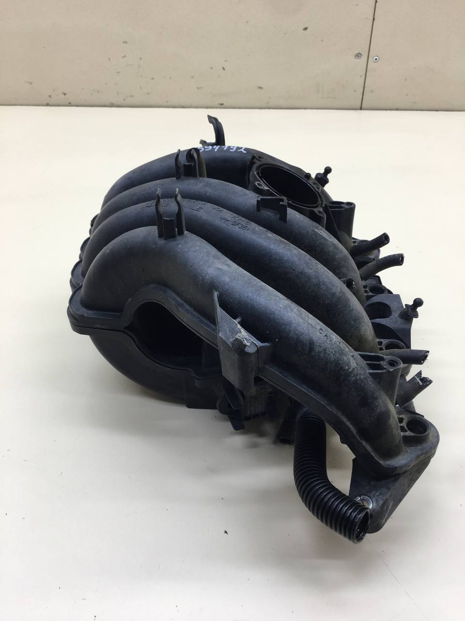 Коллектор впускной Skoda Rapid 2012-2020