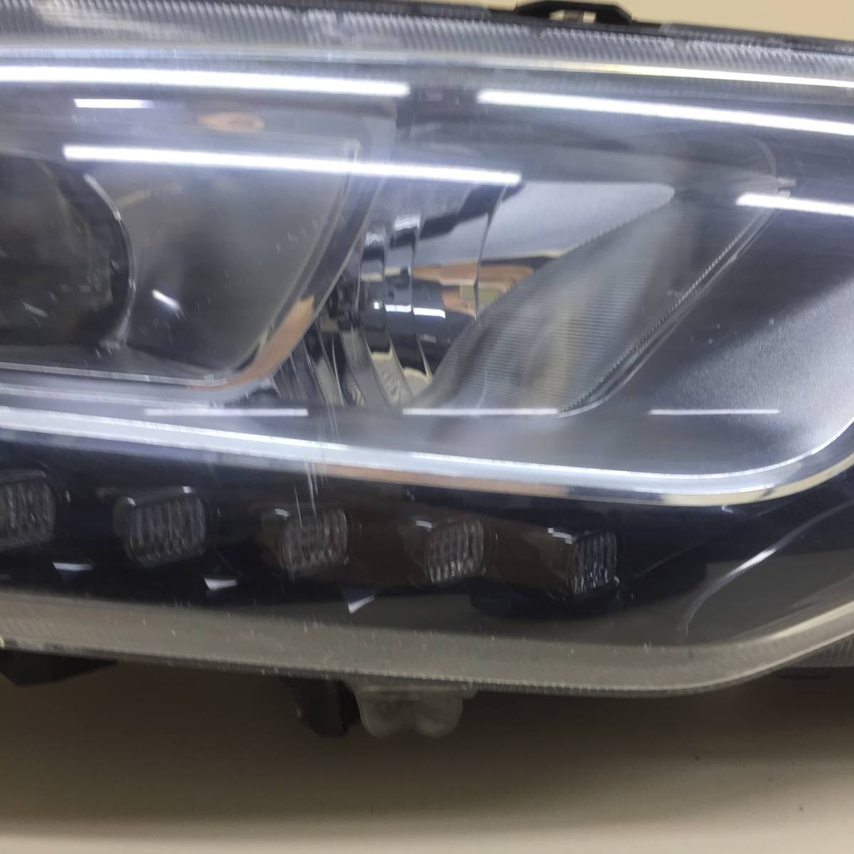 Фара правая Haval H6 2014-2020