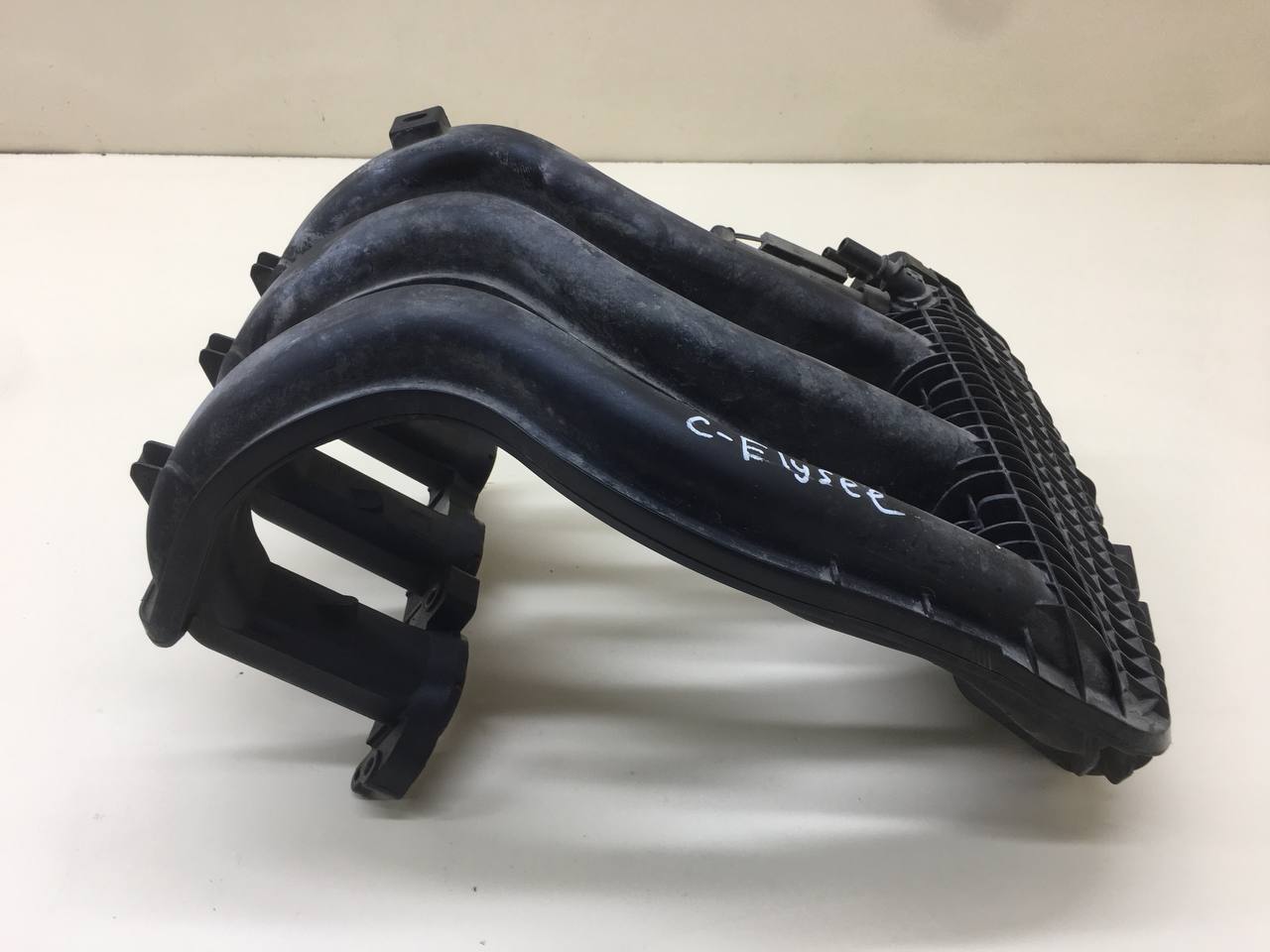 Коллектор впускной Citroen C-Elysee 2012-2017