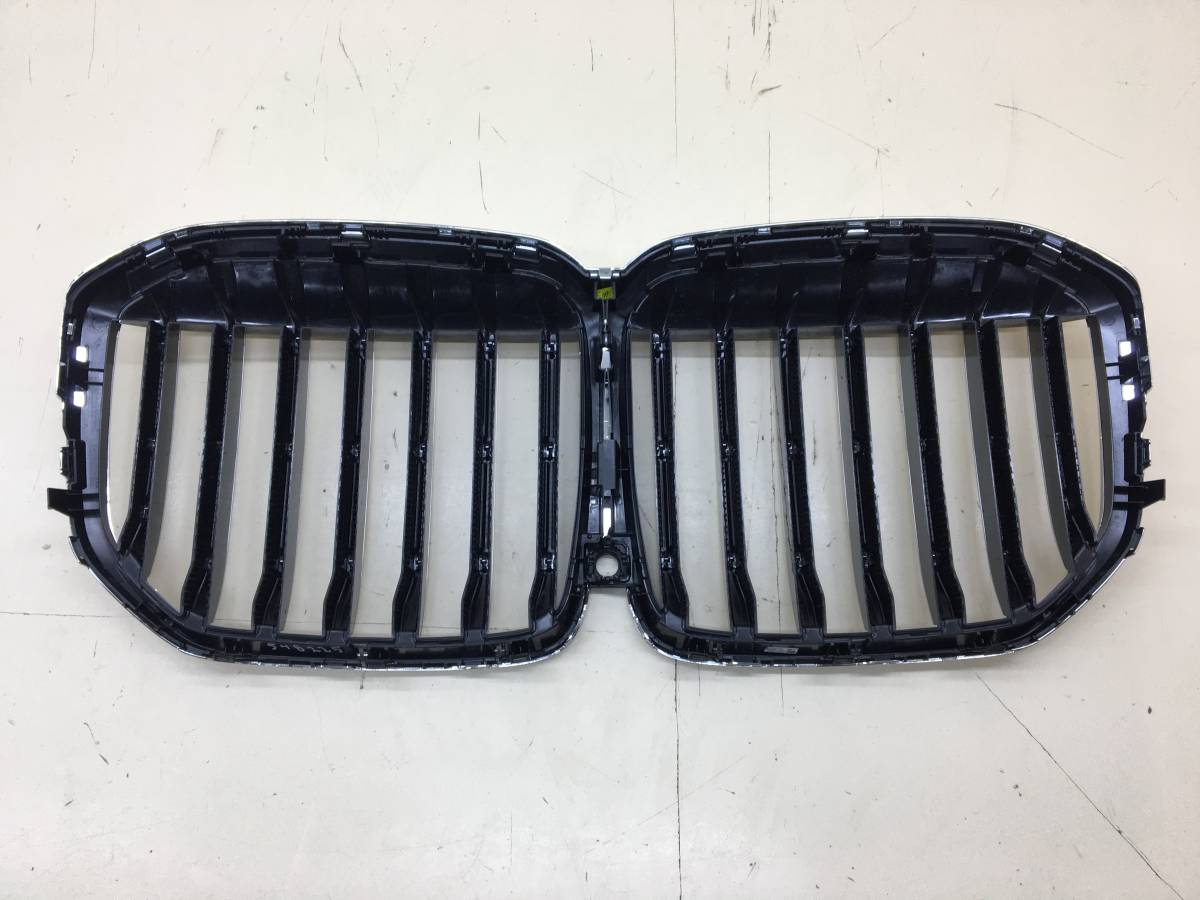 Решетка радиатора BMW X7 G07 2018>