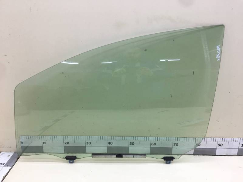 Стекло двери передней левой Toyota Auris (E150) 2006-2012