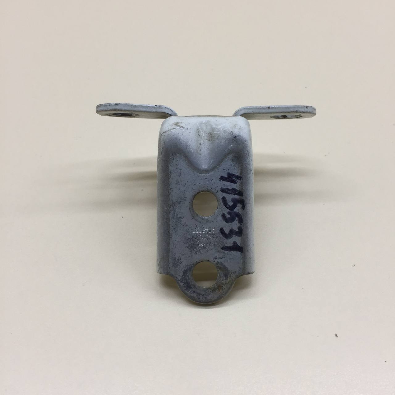 Петля двери задней левой нижняя Hyundai Solaris (RB) 2010-2017