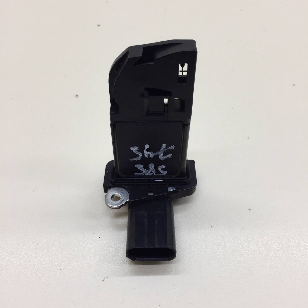 Датчик расхода воздуха (массметр, дмрв) Jaguar XF 2007-2015