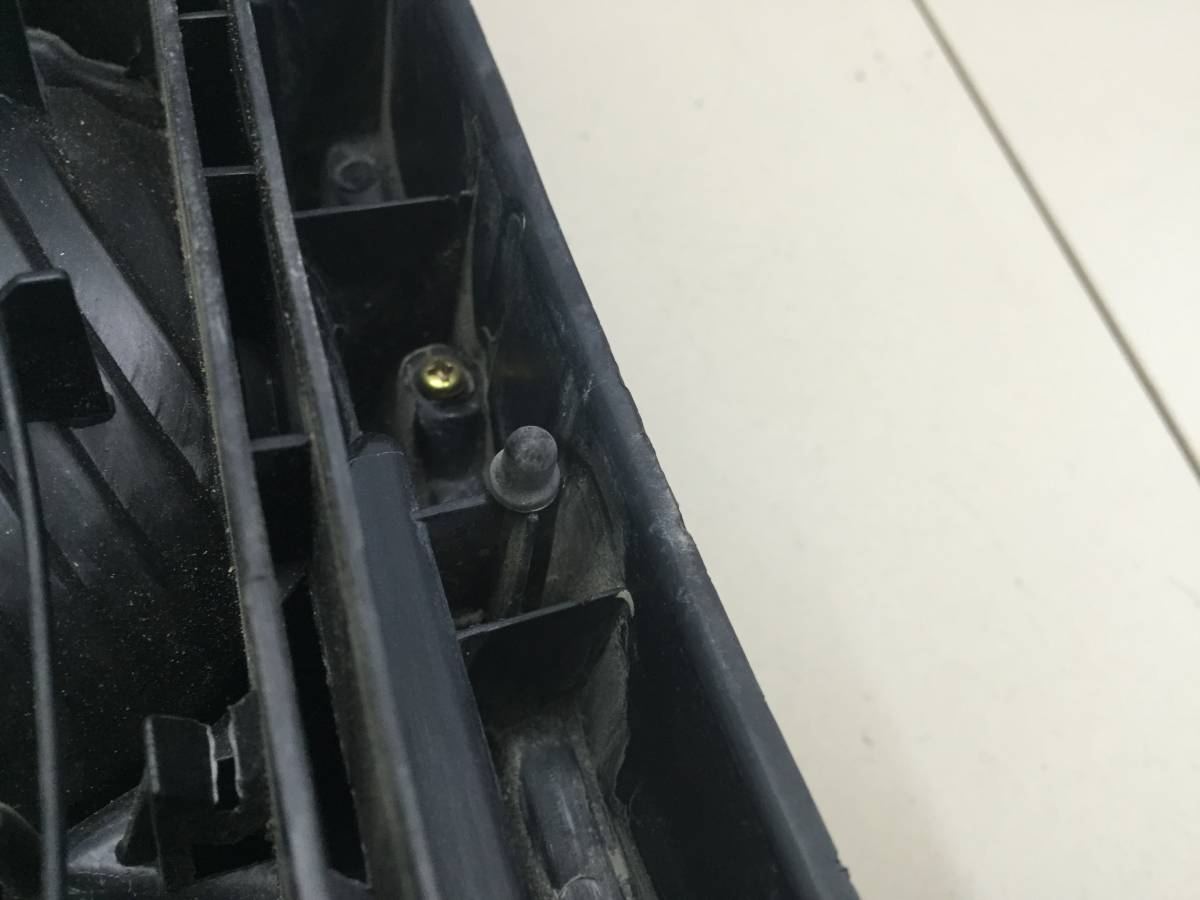 Фонарь задний правый Toyota Raum (Z10) 1997-2003