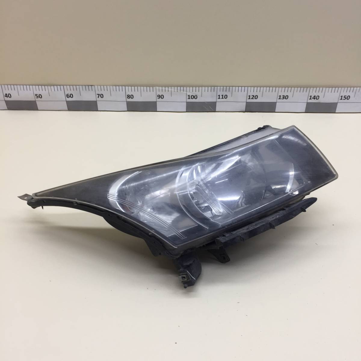 Фара правая Chevrolet Cruze (J300) 2009-2016