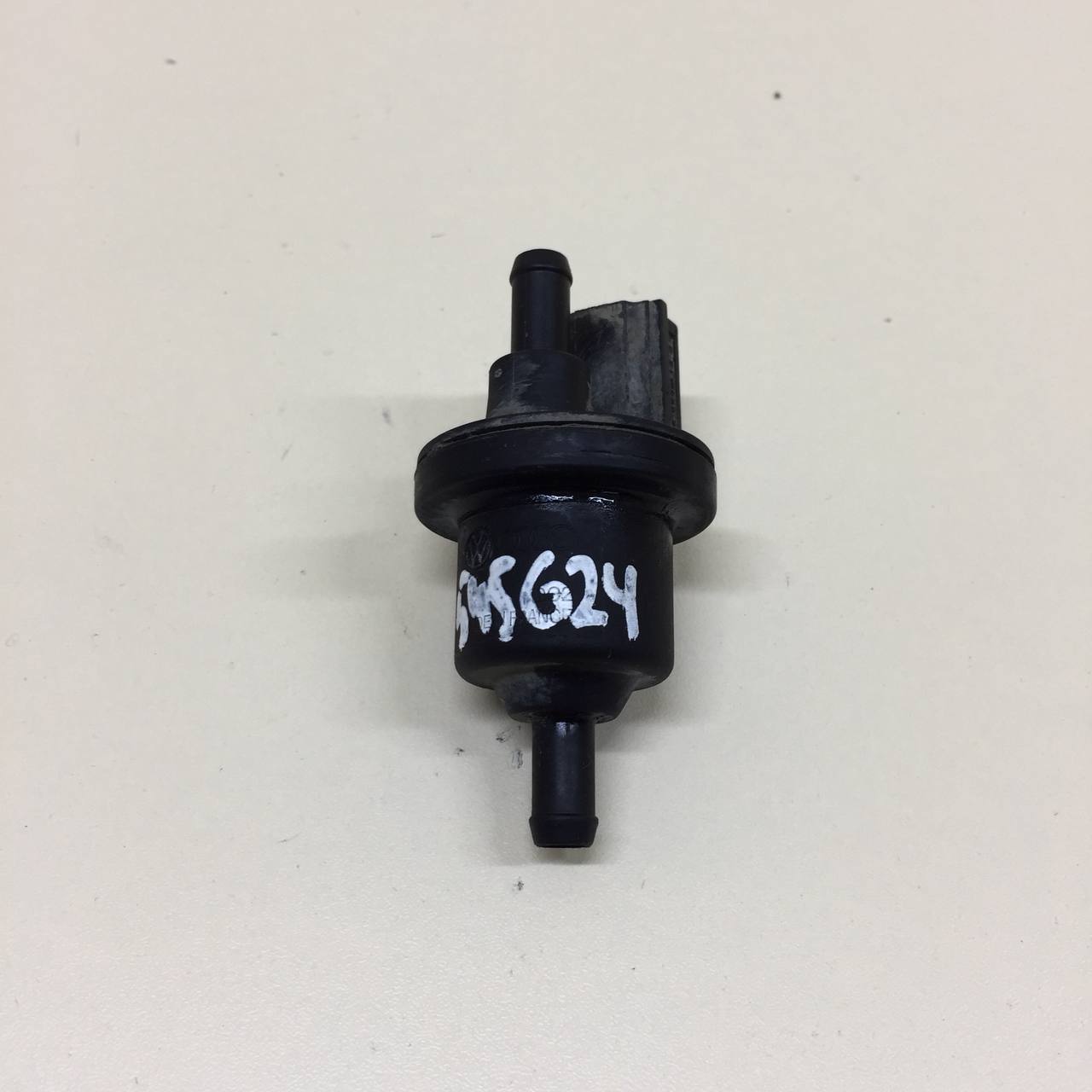 Клапан вентиляции топливного бака Skoda Fabia (5J) 2007-2014