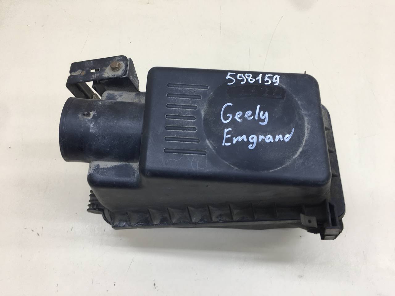 Корпус воздушного фильтра Geely Emgrand EC7 2008>