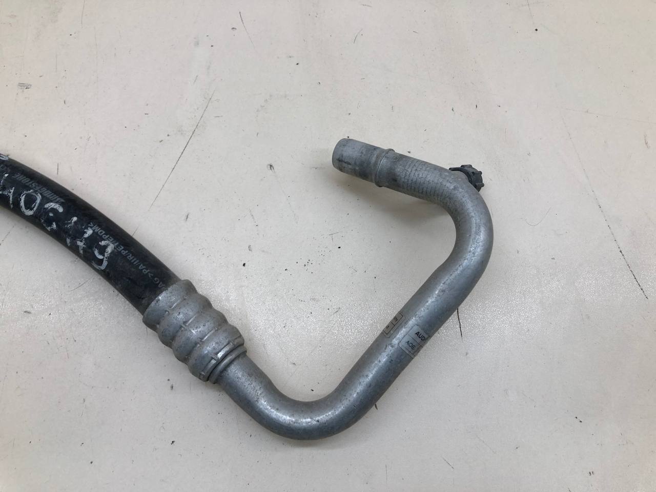 Трубка кондиционера Audi Q5 (8R) 2008-2017