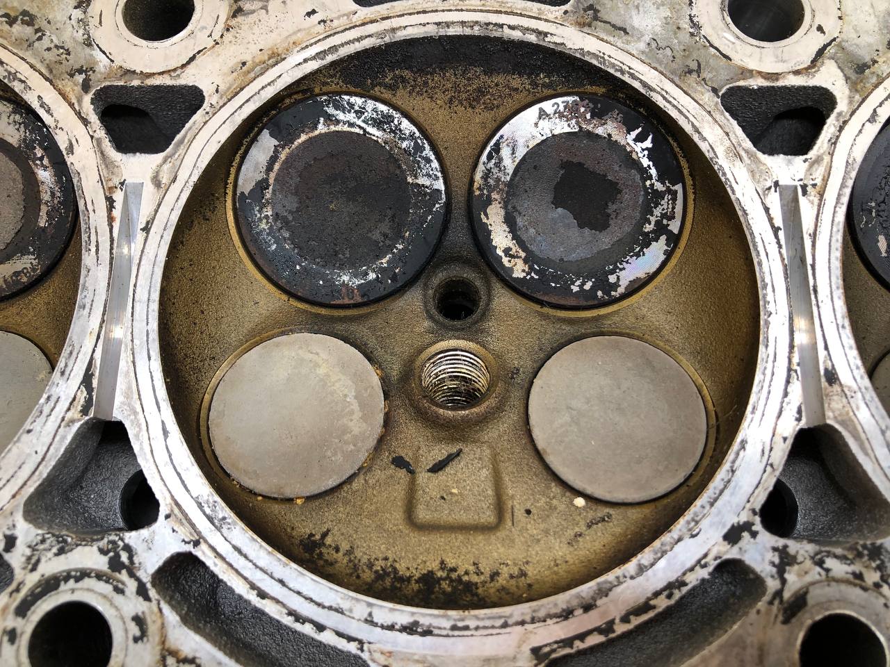 Головка блока цилиндров Mercedes-Benz S-Class (W222) 2013>