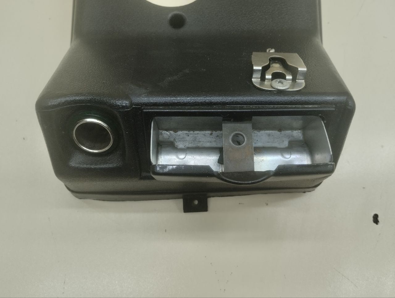 Консоль центральная Lada Niva 2131 1993>